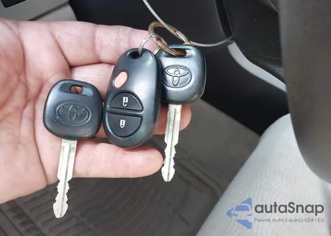 2008 Toyota Sequoia Sr5 5.7L V8 z USA, uszkodzony, nr VIN 5TDBY64A08S014500